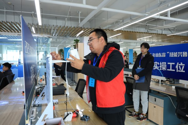 微信图片_20251124083624.jpg 微信图片_20251124083624.jpg